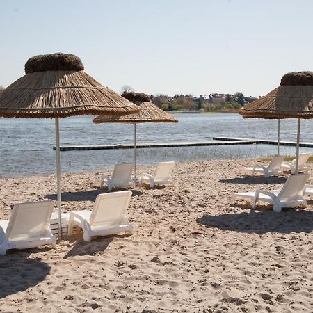 Camping Oaza Blonie Kornik Domki Standard - 3 Pokoje Esterno foto