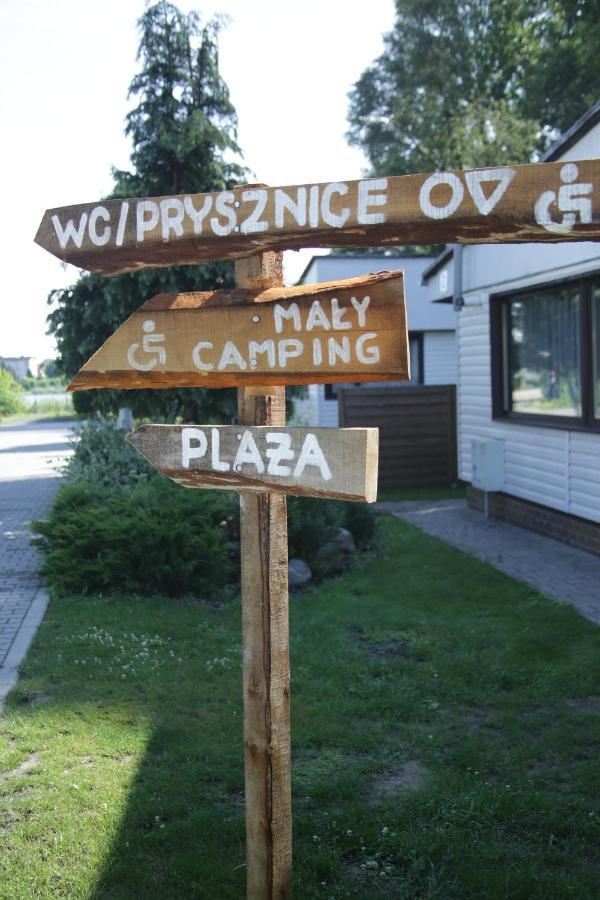 Camping Oaza Blonie Kornik Domki Standard - 3 Pokoje Esterno foto