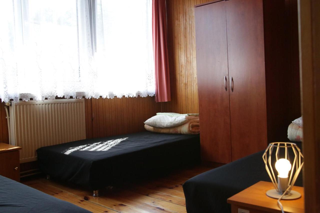 Camping Oaza Blonie Kornik Domki Standard - 3 Pokoje Esterno foto