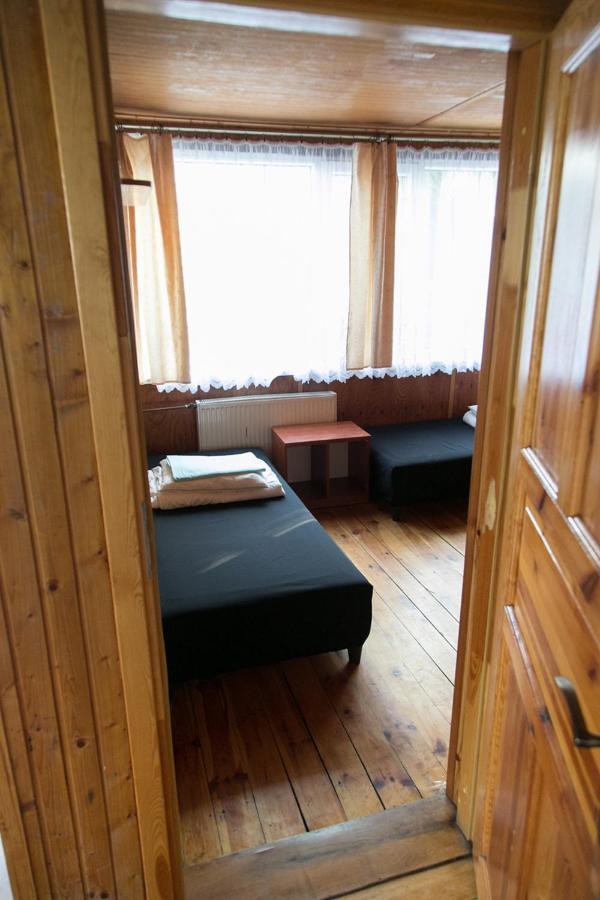 Camping Oaza Blonie Kornik Domki Standard - 3 Pokoje Esterno foto