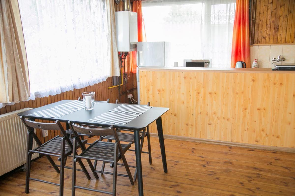 Camping Oaza Blonie Kornik Domki Standard - 3 Pokoje Esterno foto