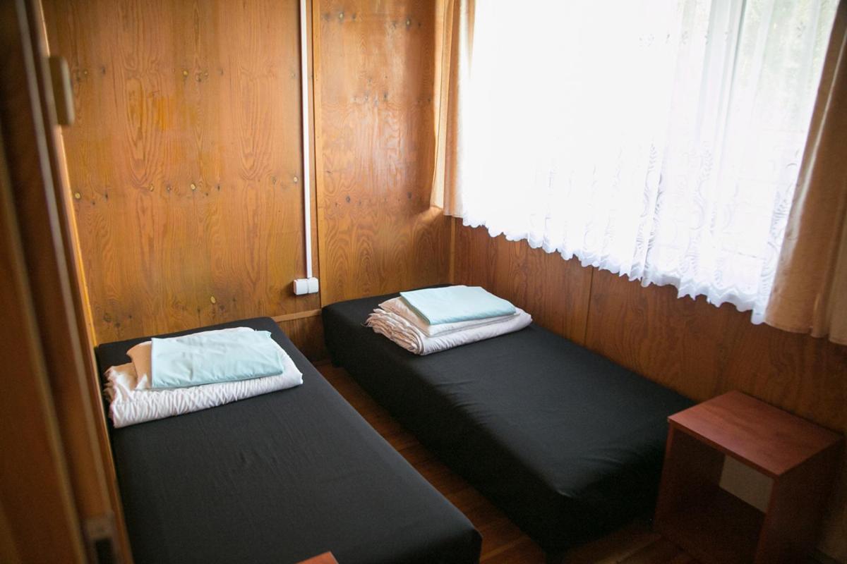 Camping Oaza Blonie Kornik Domki Standard - 3 Pokoje Esterno foto